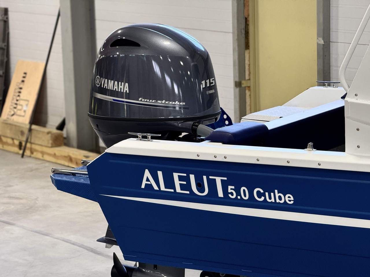 Катер ALEUT 5.0 Cube Катер ALEUT 5.0 Cube
