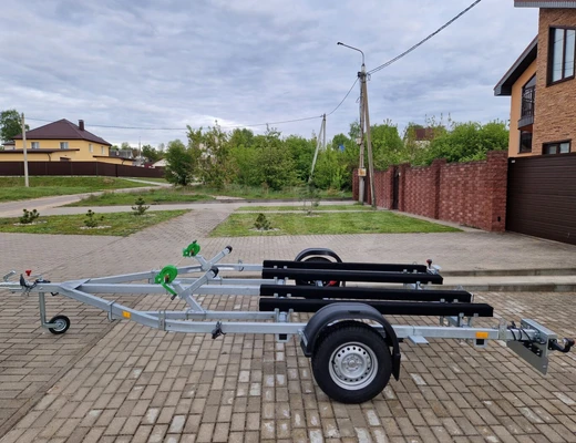 Прицеп Treiler Модель 82944E Исполнение Дельфин ДУО Прицеп Treiler Модель 82944E Исполнение Дельфин ДУО