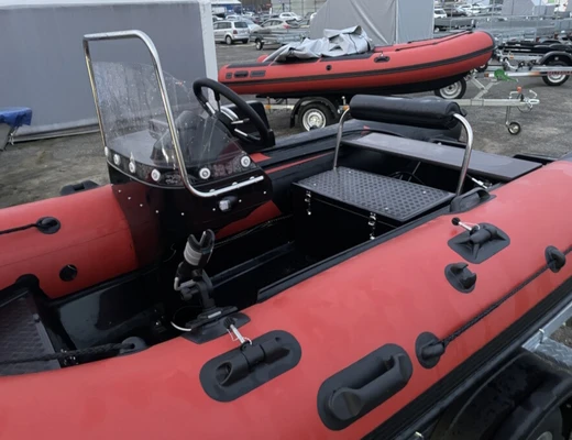 Лодка Navigator 380 R консоль дистанция Лодка Navigator 380 R консоль дистанция